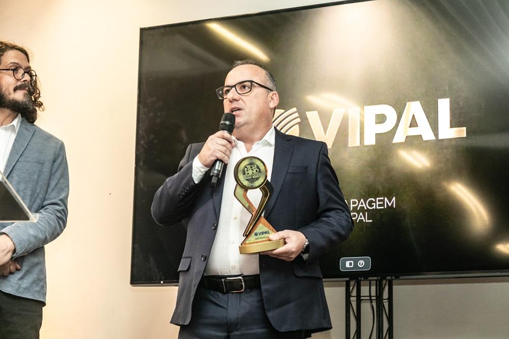 Vipal Borrachas vence o prêmio Top of Mind do Transporte 2026 e reforça liderança no setor